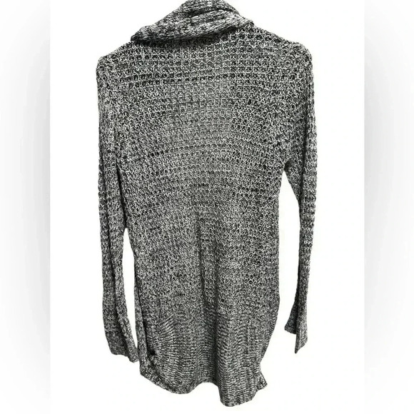 BOBBIE AND BROOKS SALT AND PEPPER GRAY CARDIGAN - Picture 2 of 3